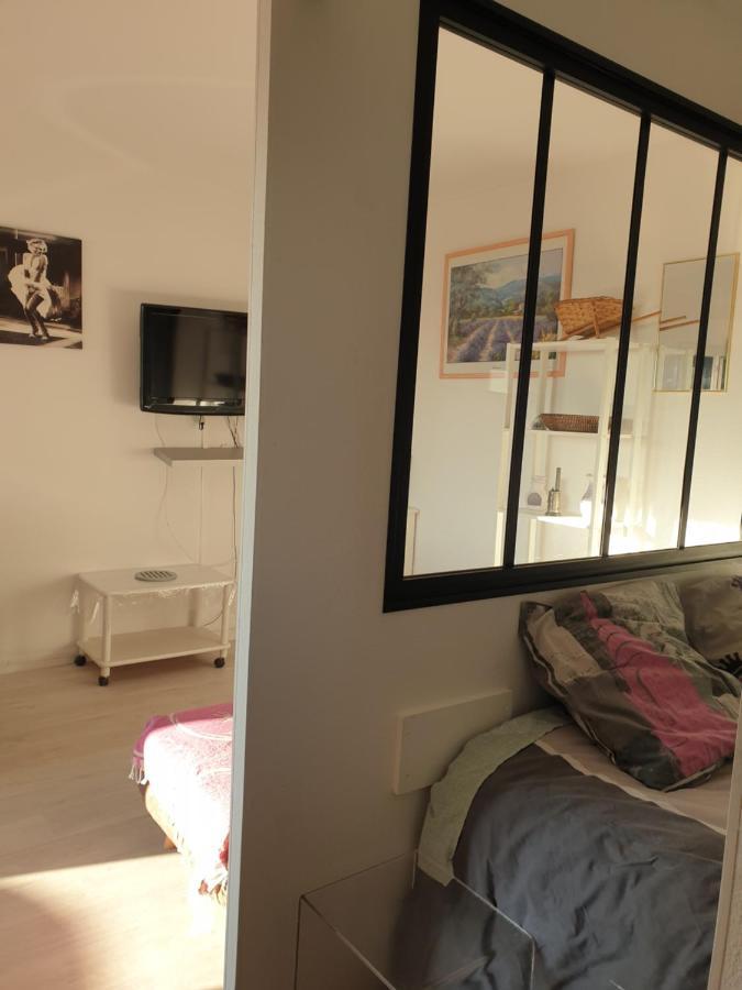 T2 Vue Mer Avec Parking Prive Saint-Pierre-la-Mer  Luaran gambar