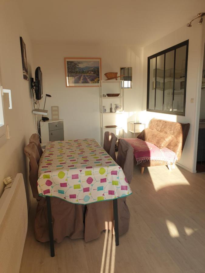 T2 Vue Mer Avec Parking Prive Saint-Pierre-la-Mer  Luaran gambar